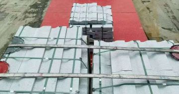 常州 芝麻白仿形加直形路沿石出货日常