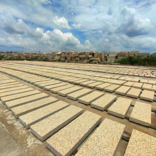 常州 黄金麻荔枝面花岗岩石材地铺石防护中