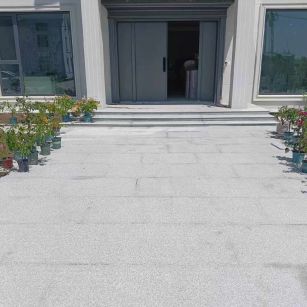 常州 芝麻白花岗岩地铺石地面铺装