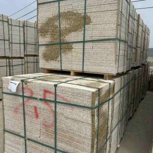 常州 黄金麻花岗岩石材荔枝面地铺石2.5*300*600