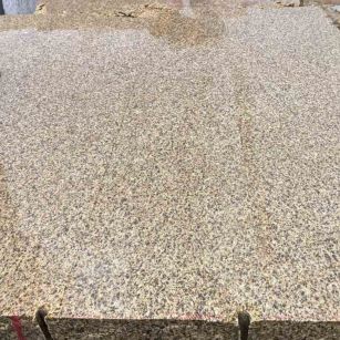 常州 黄金麻花岗岩石材方料