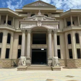 常州 黄金麻别墅外墙干挂，大柱，大象，蘑菇石，雕花板