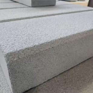 常州 芝麻灰荔枝面路沿石