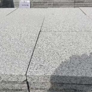 常州 白麻花岗岩石材推荐 荔枝面地铺石