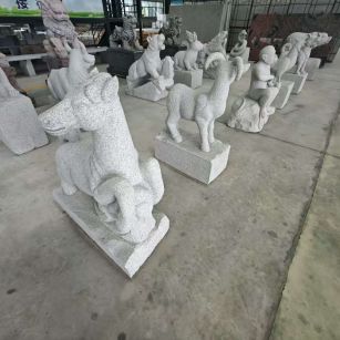 常州 芝麻白花岗岩造型立体雕刻——十二生肖