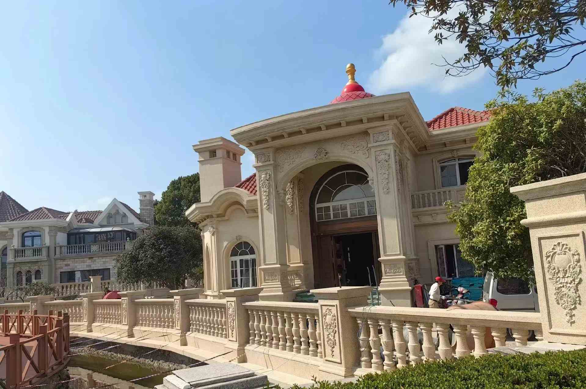 常州 黄金麻花岗岩欧式别墅