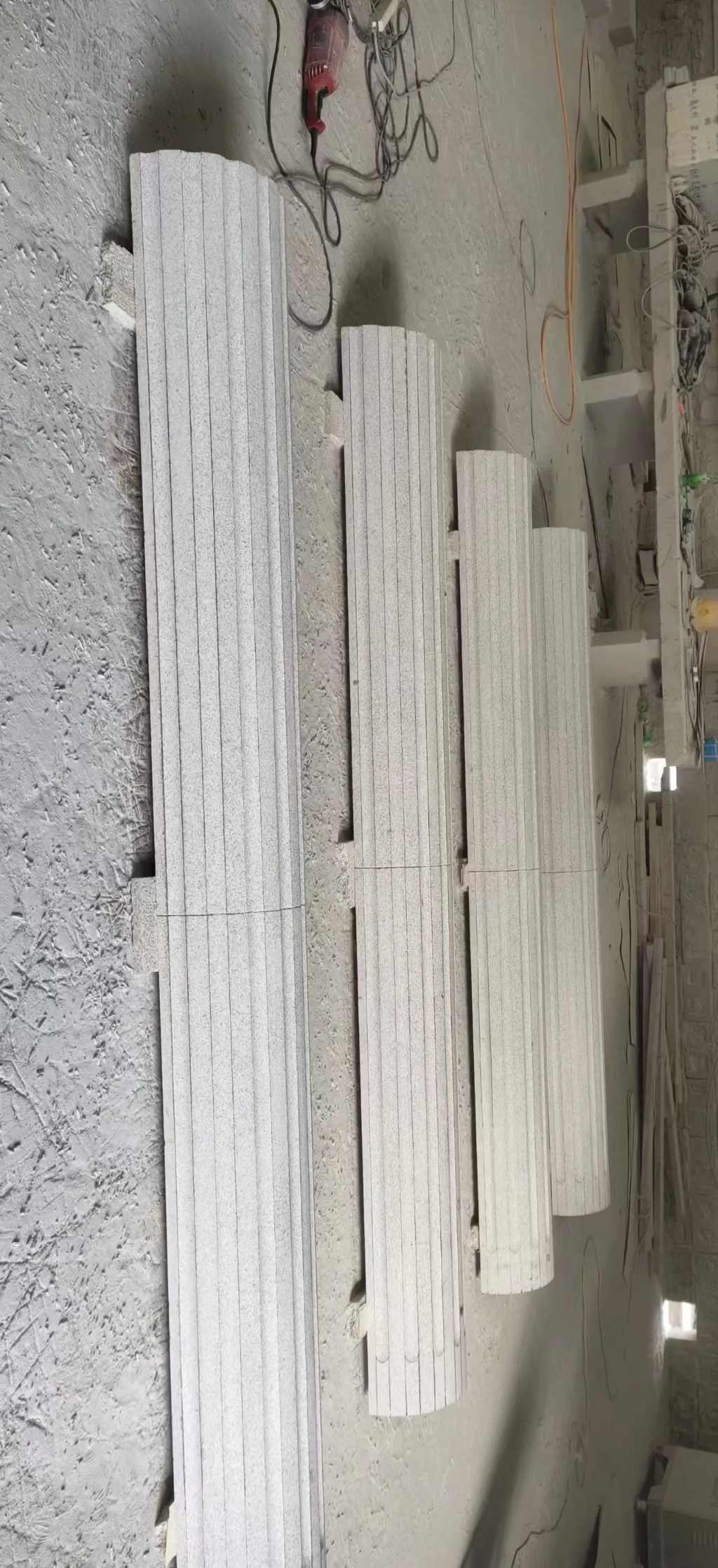 常州 花岗岩厂家带你看白麻花岗岩门楼大柱柱皮