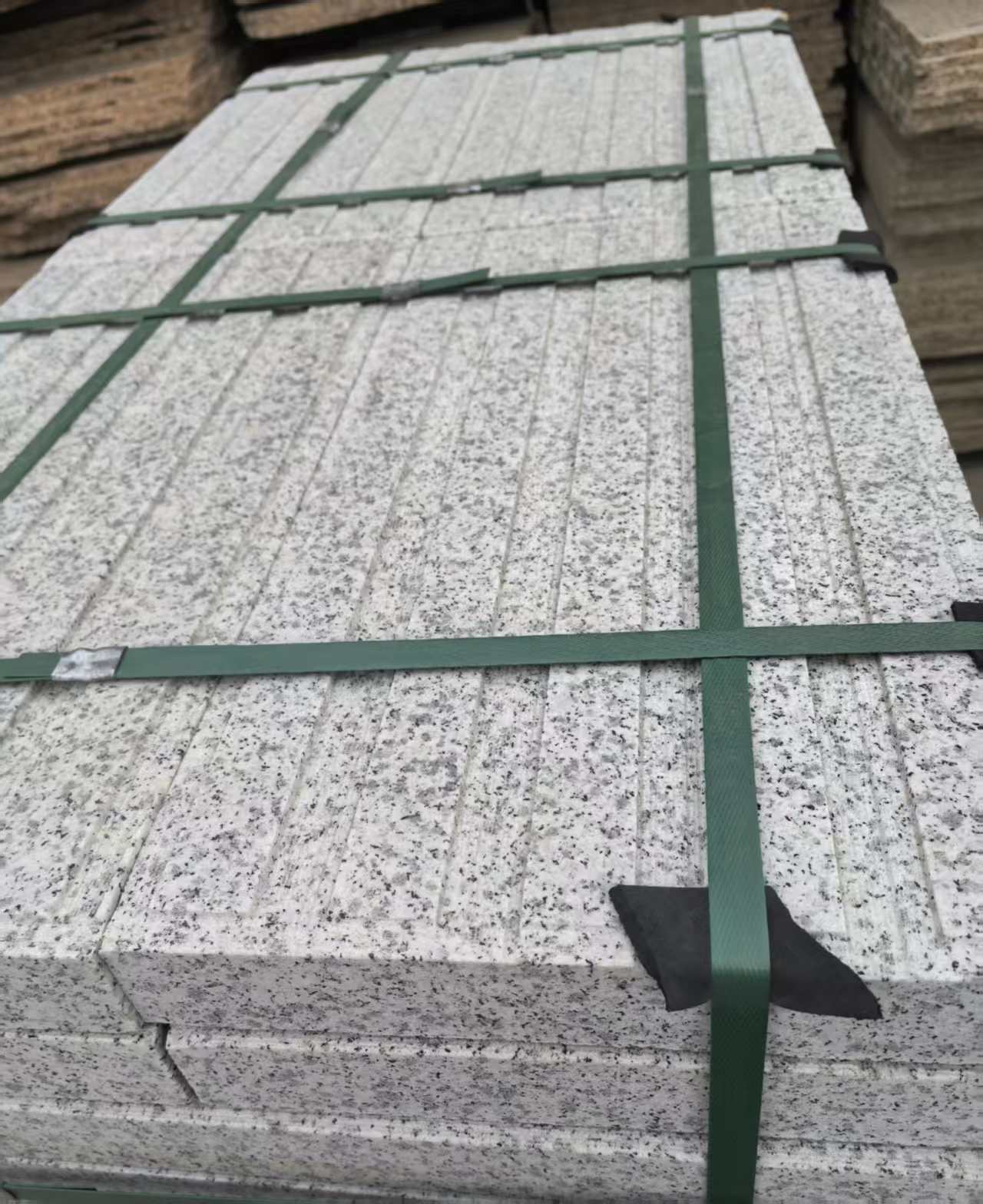 常州 白麻花岗岩直行盲道石，盲条，地铺石