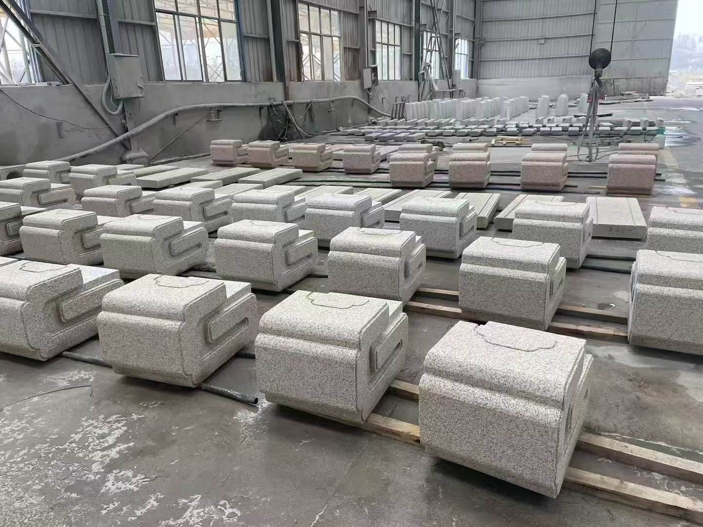 常州 白麻花岗岩异形加工-石凳，坐凳