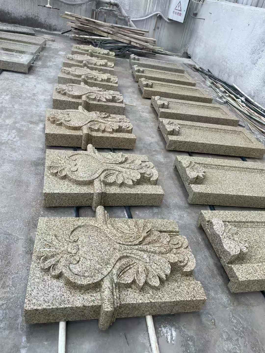 常州 黄金麻花岗岩别墅外墙雕刻板