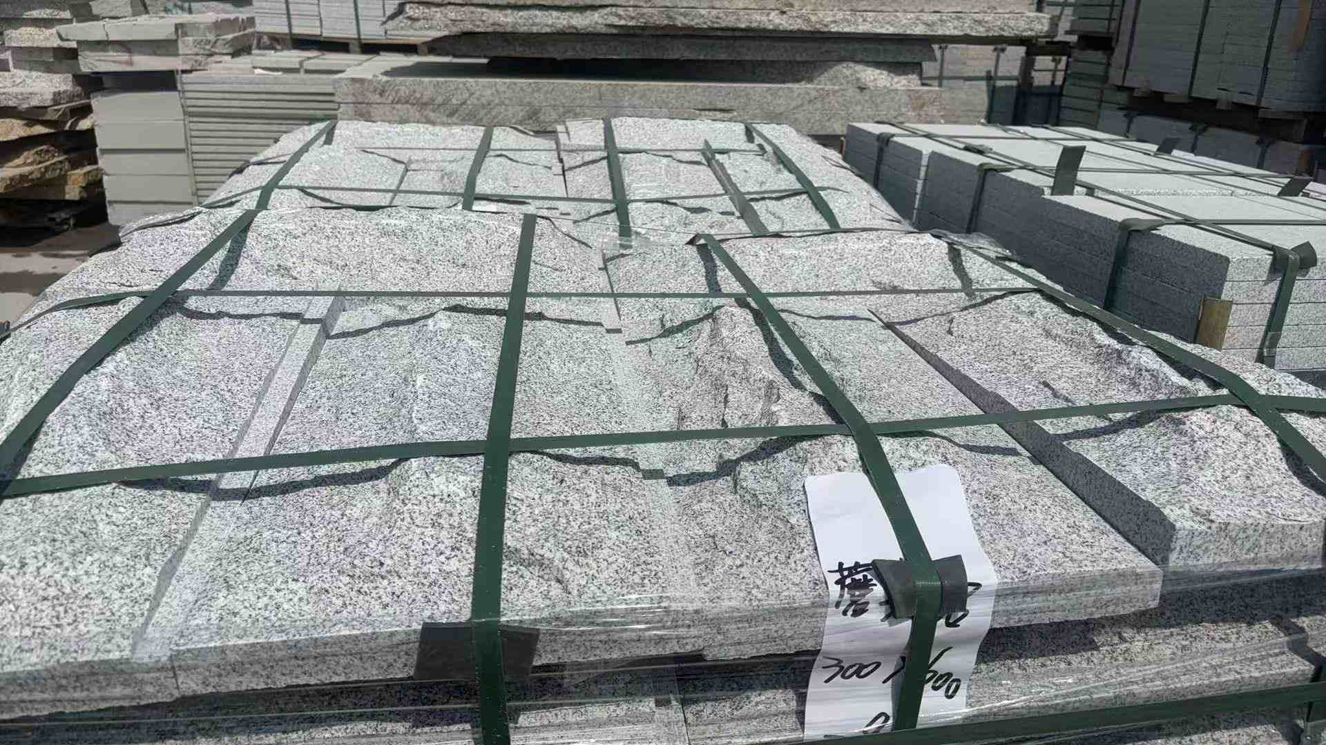 常州 芝麻白蘑菇石成品