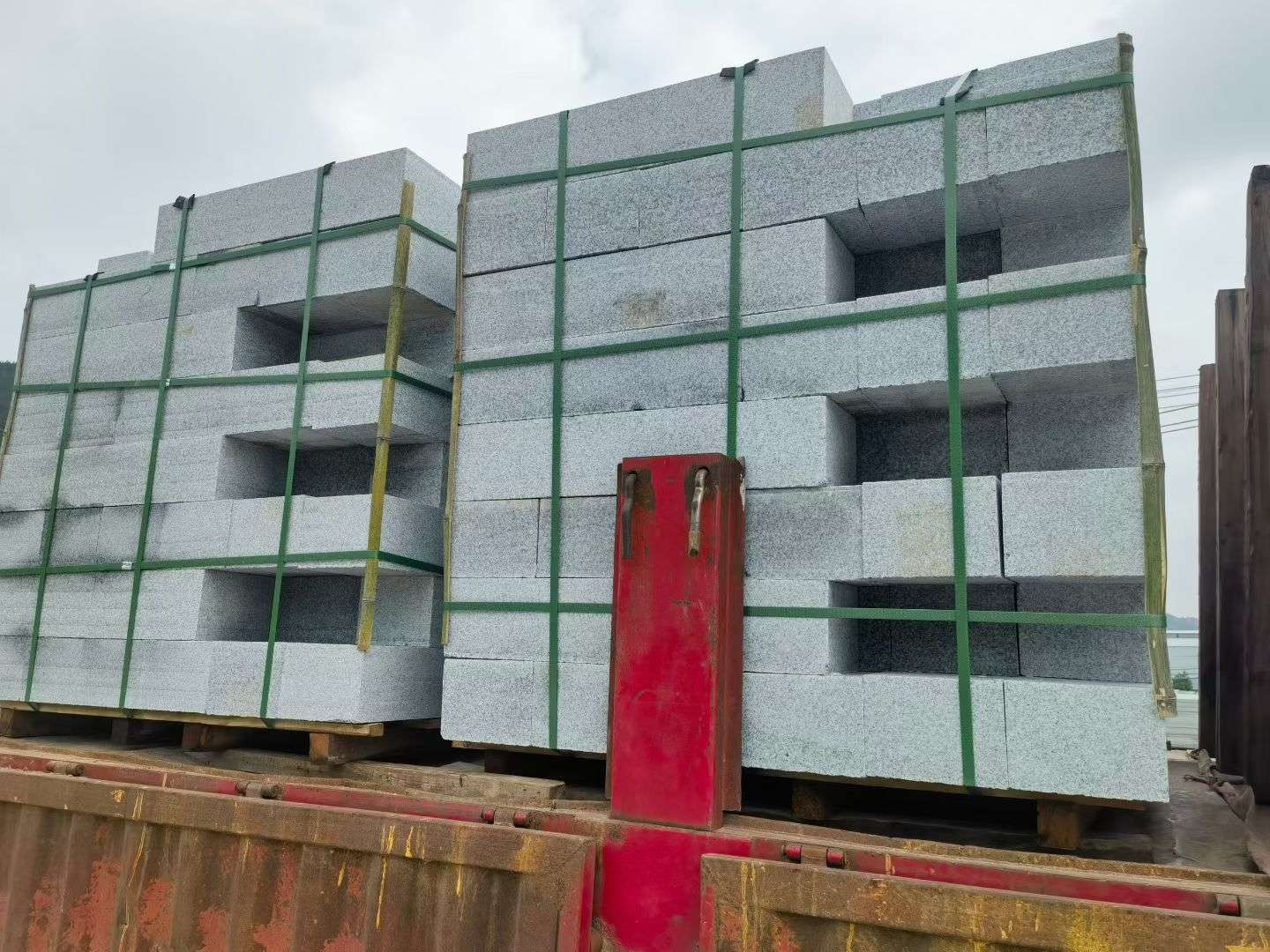 常州 芝麻白花岗岩路沿石，平石，路侧石，马路牙子，路缘石，立缘石，平缘石等