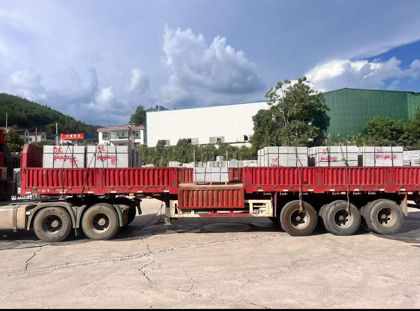 常州 芝麻灰花岗岩地铺石出货日常