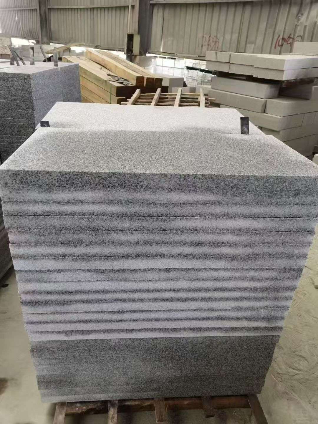 常州 芝麻白5公分火烧地铺成品，900*400，规格可定制