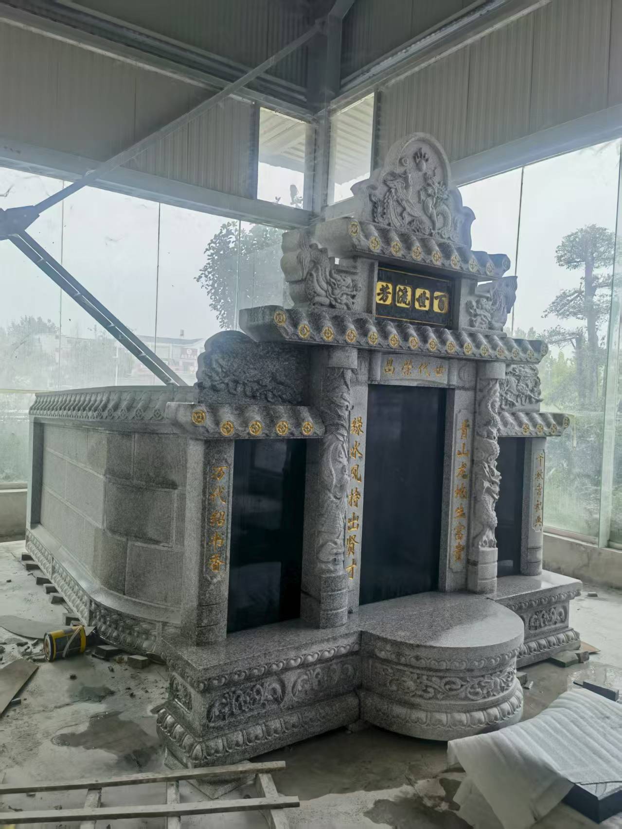 常州 芝麻白墓碑效果展示图