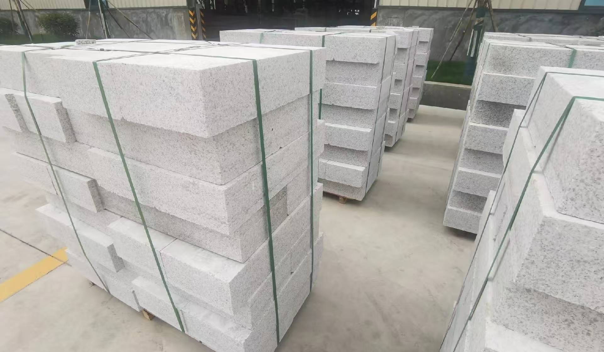 常州 白麻花岗岩路沿石，立缘石，平缘石，路牙石，道牙石，马路牙子等